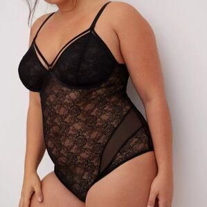 🖤NWT 〰️Torrid〰️ lace mesh strappy bodysuit 1X